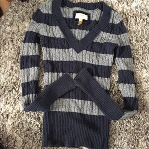 American eagle striped fitted v neck sweater